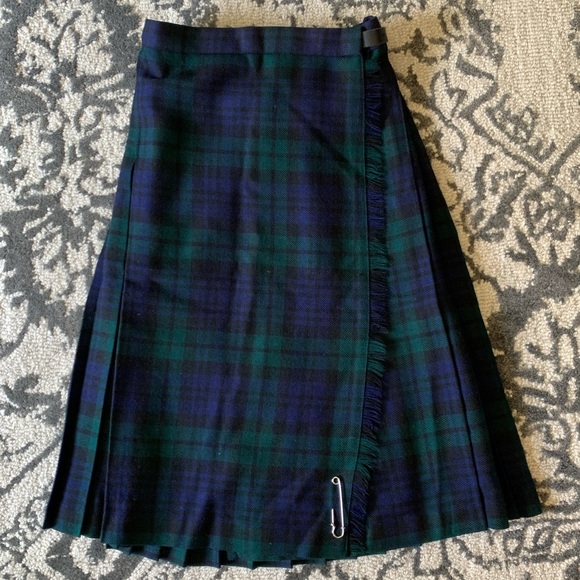 Highland Home Industries Other - Highland Home Industries Kilt.  Size Age 12.